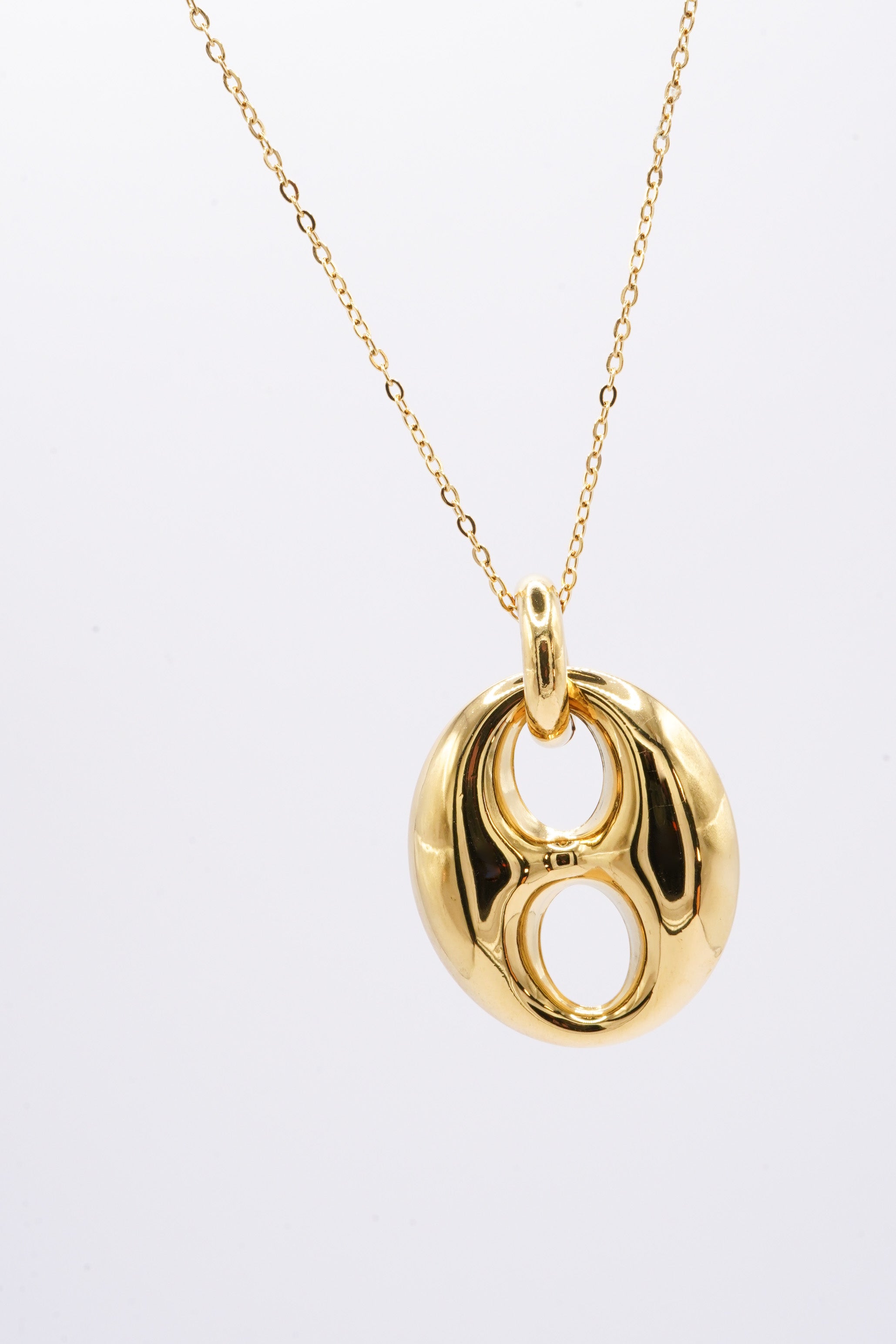 Collier audacieux