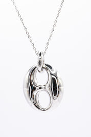 Collier audacieux