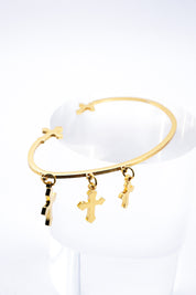 Cuff Earback Crosses