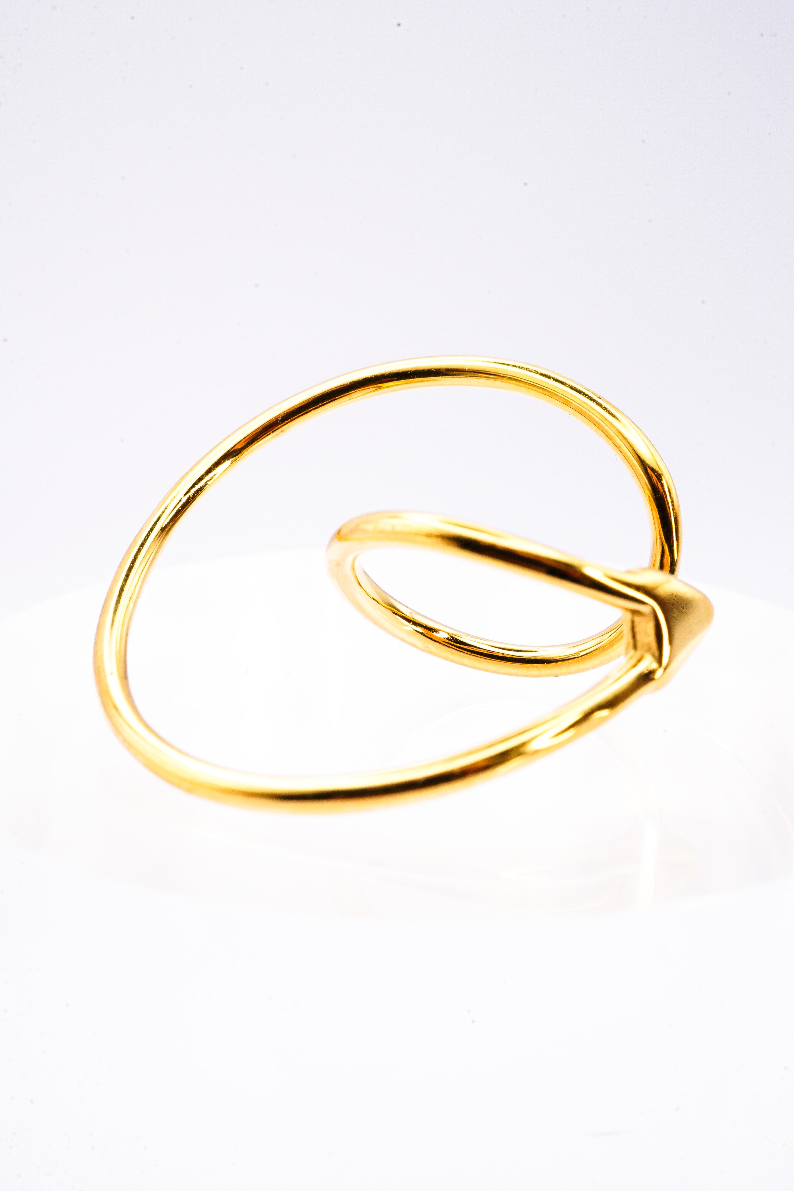 Cuff Hitch