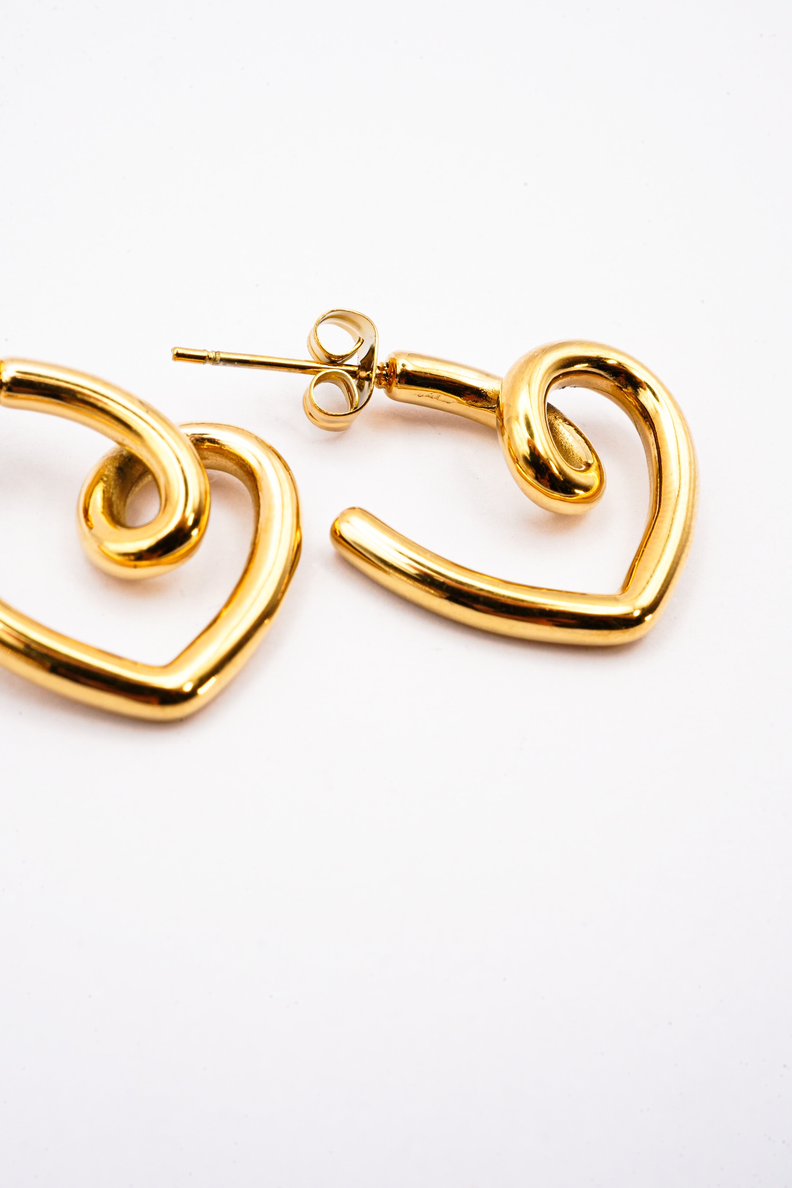 LineHeart Earrings