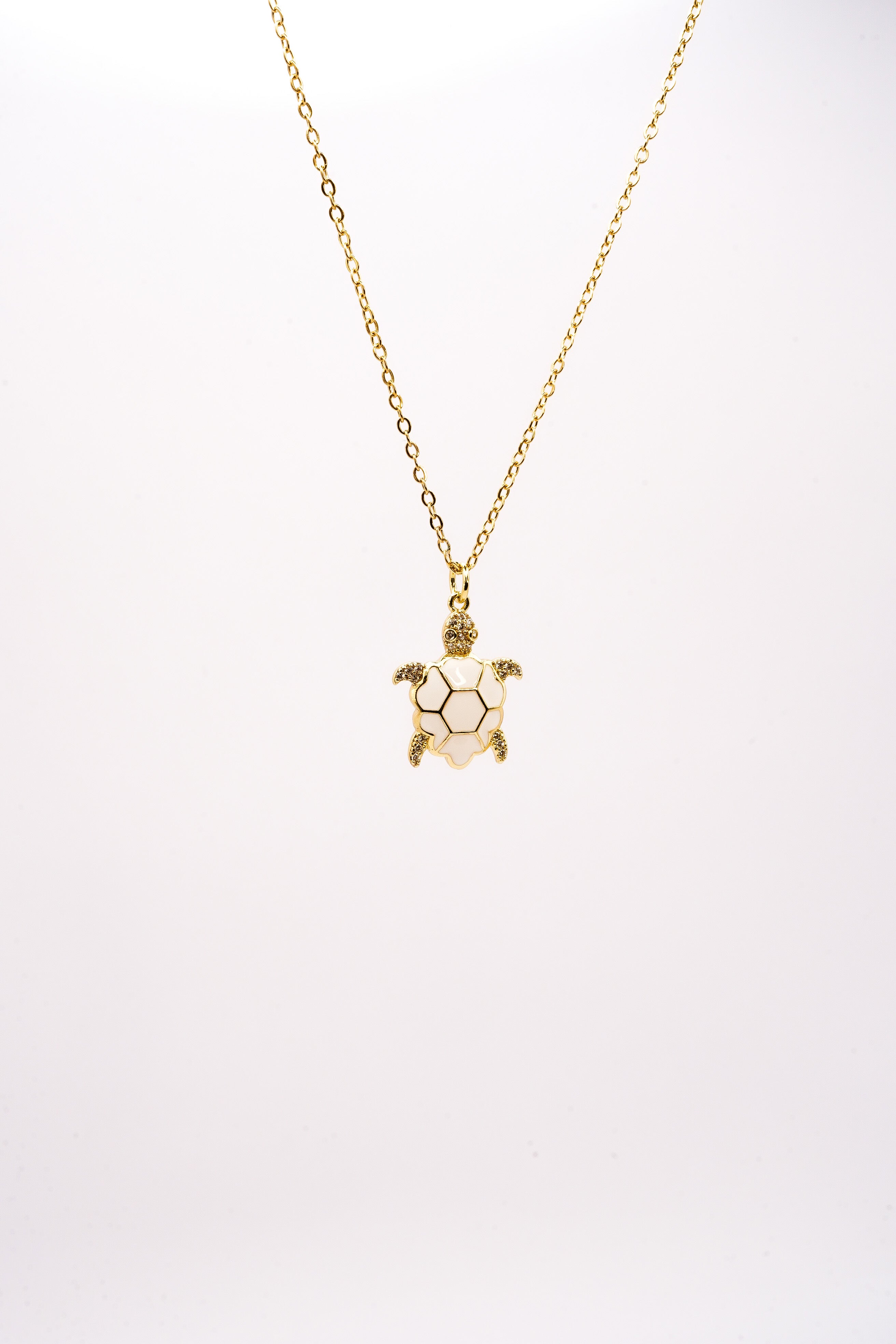 Collier Ougwae