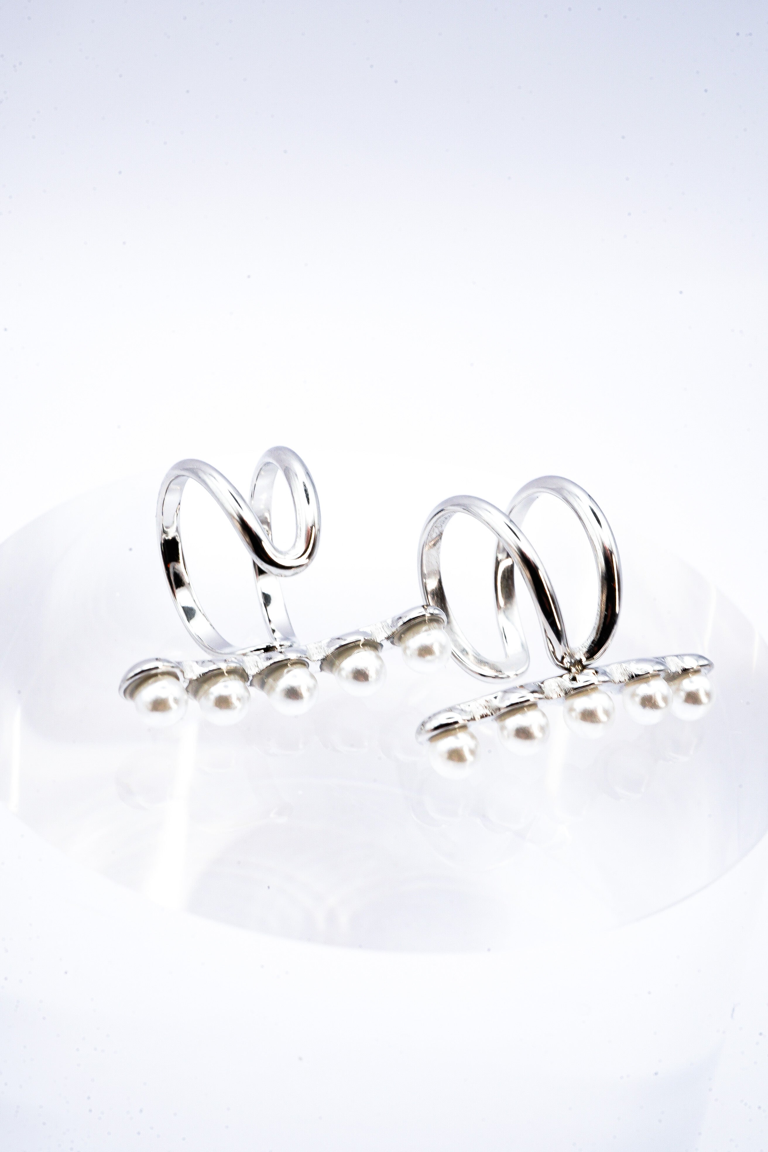 Cuff Pearl