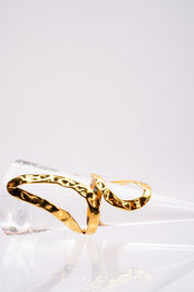 Scrunchy Hug Ring