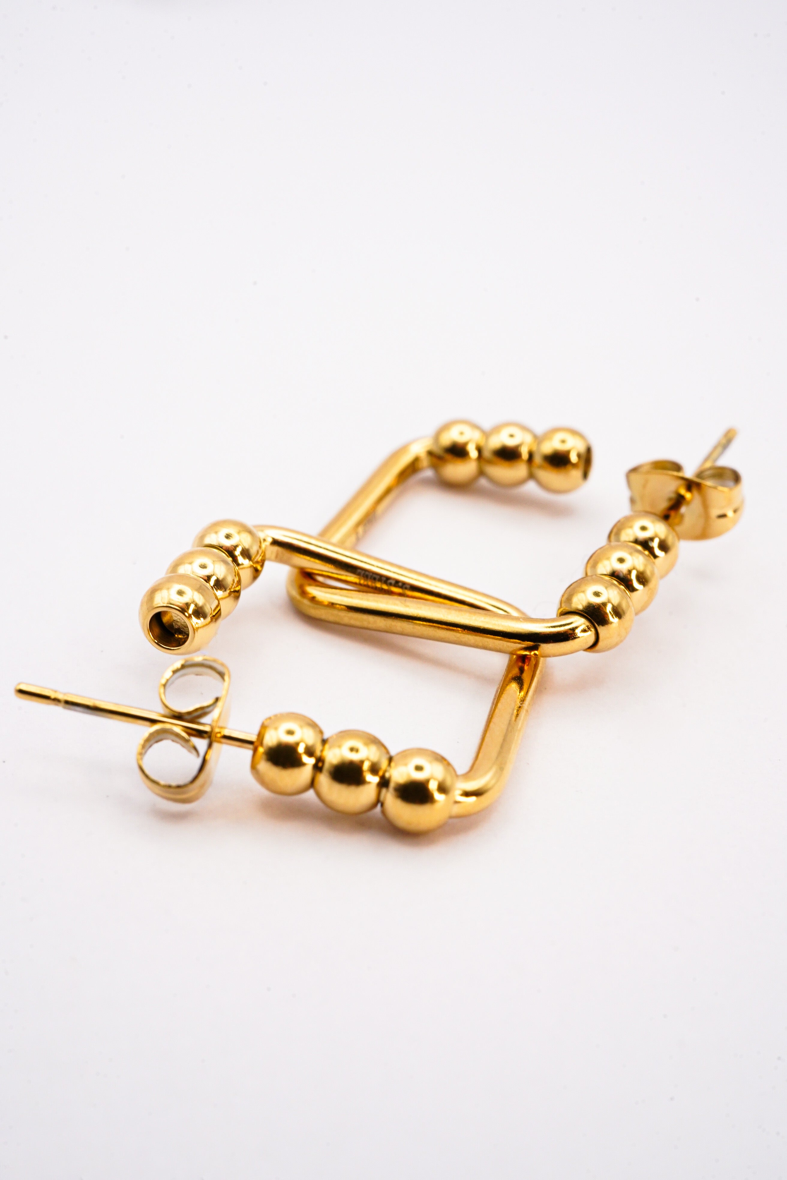 Game earrings