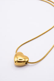 Collier Lovvy