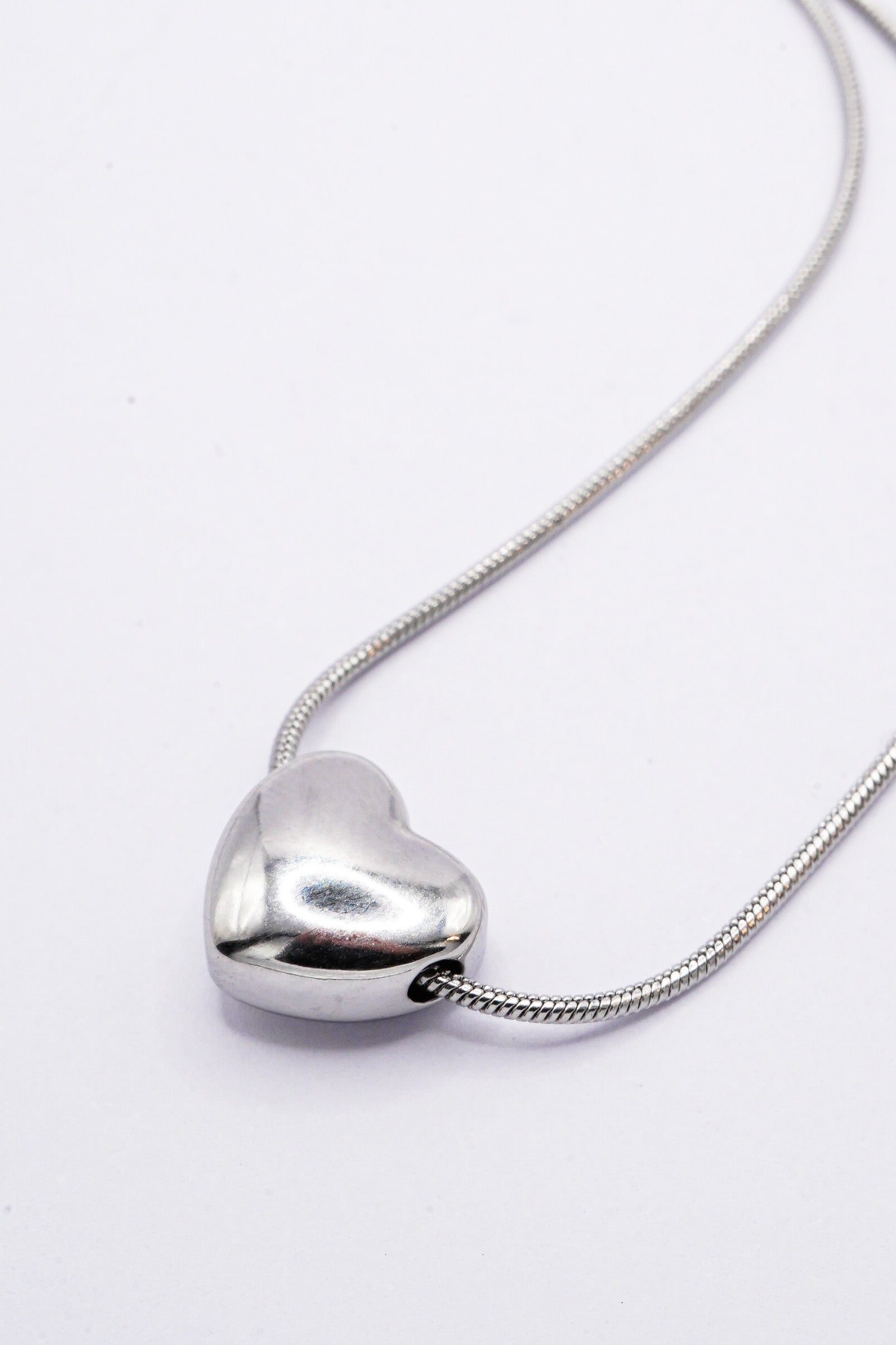 Collier Lovvy
