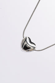 Collier Lovvy