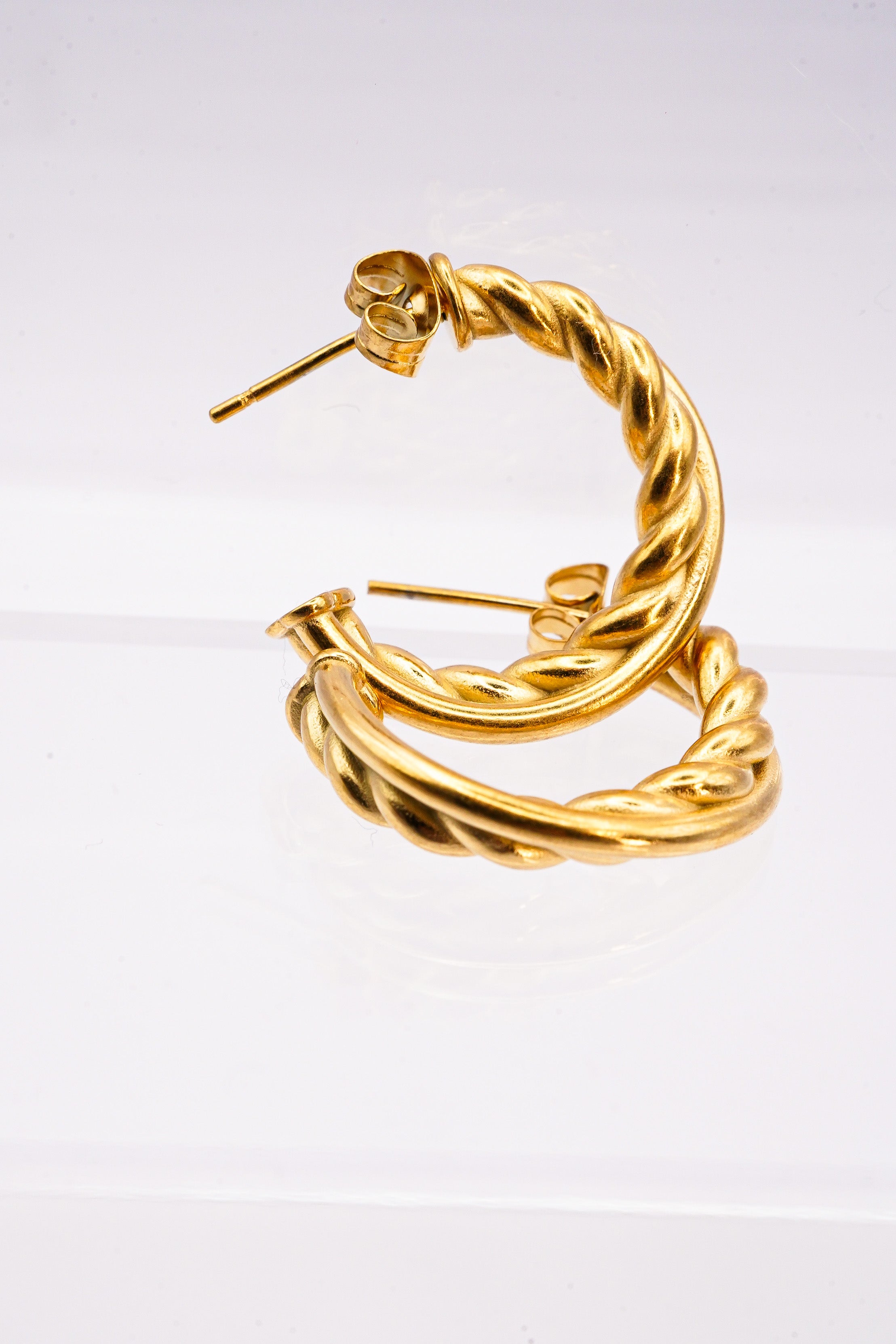 Boucles d'oreilles torsadées
