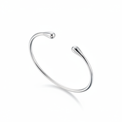 Bangle filo goccia argento - floating sfondo bianco