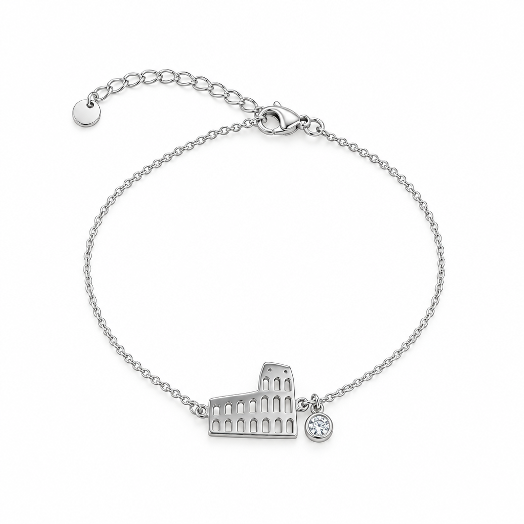 Bracciale argento su sfondo bianco