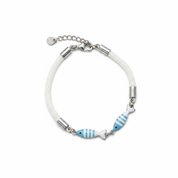 Bracciale azzurro argento sfondo bianco