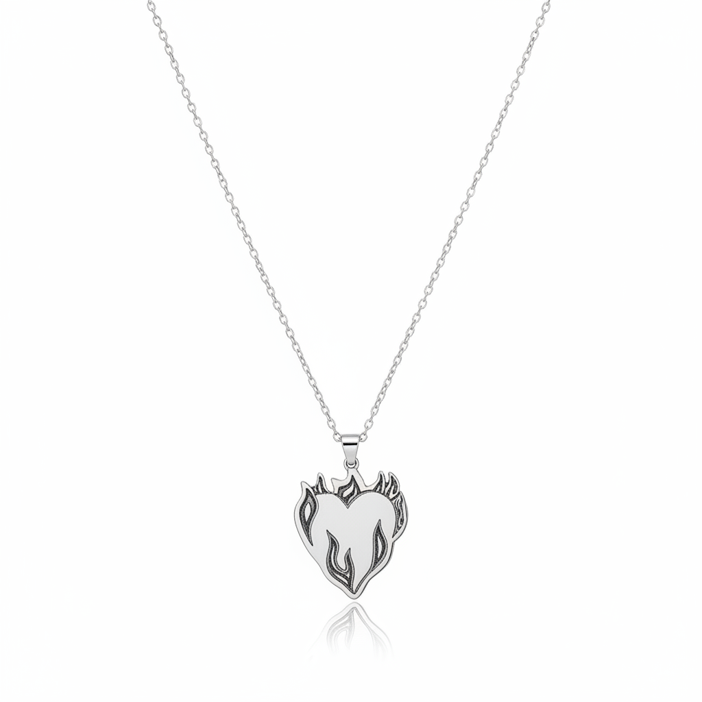 Collana cuore fiamme argento - frontale