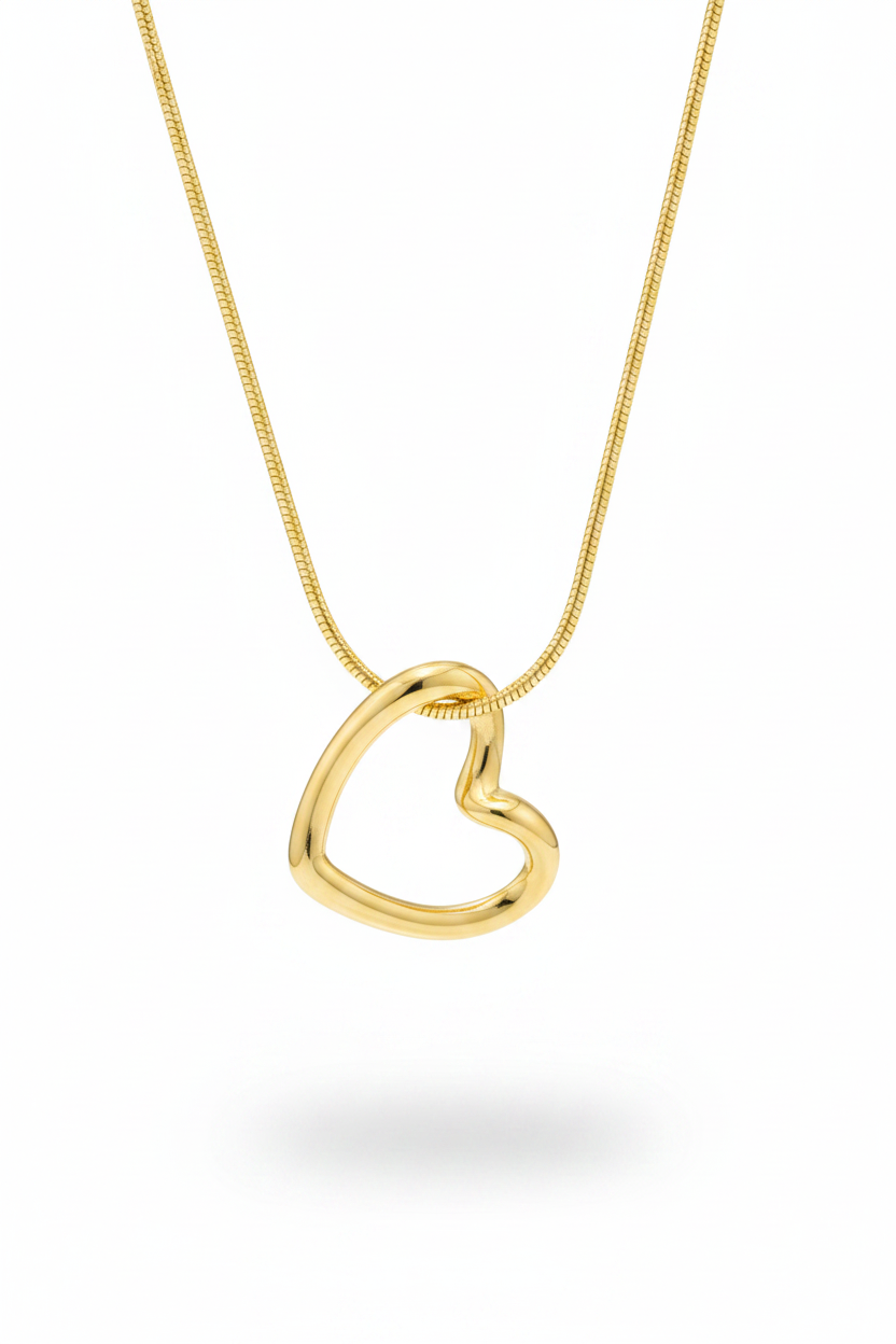 Collana cuore oro - studio photography