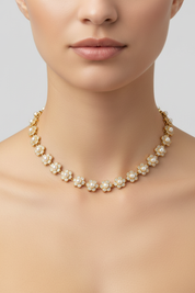 Collana Fiori Perla Oro - Indossata