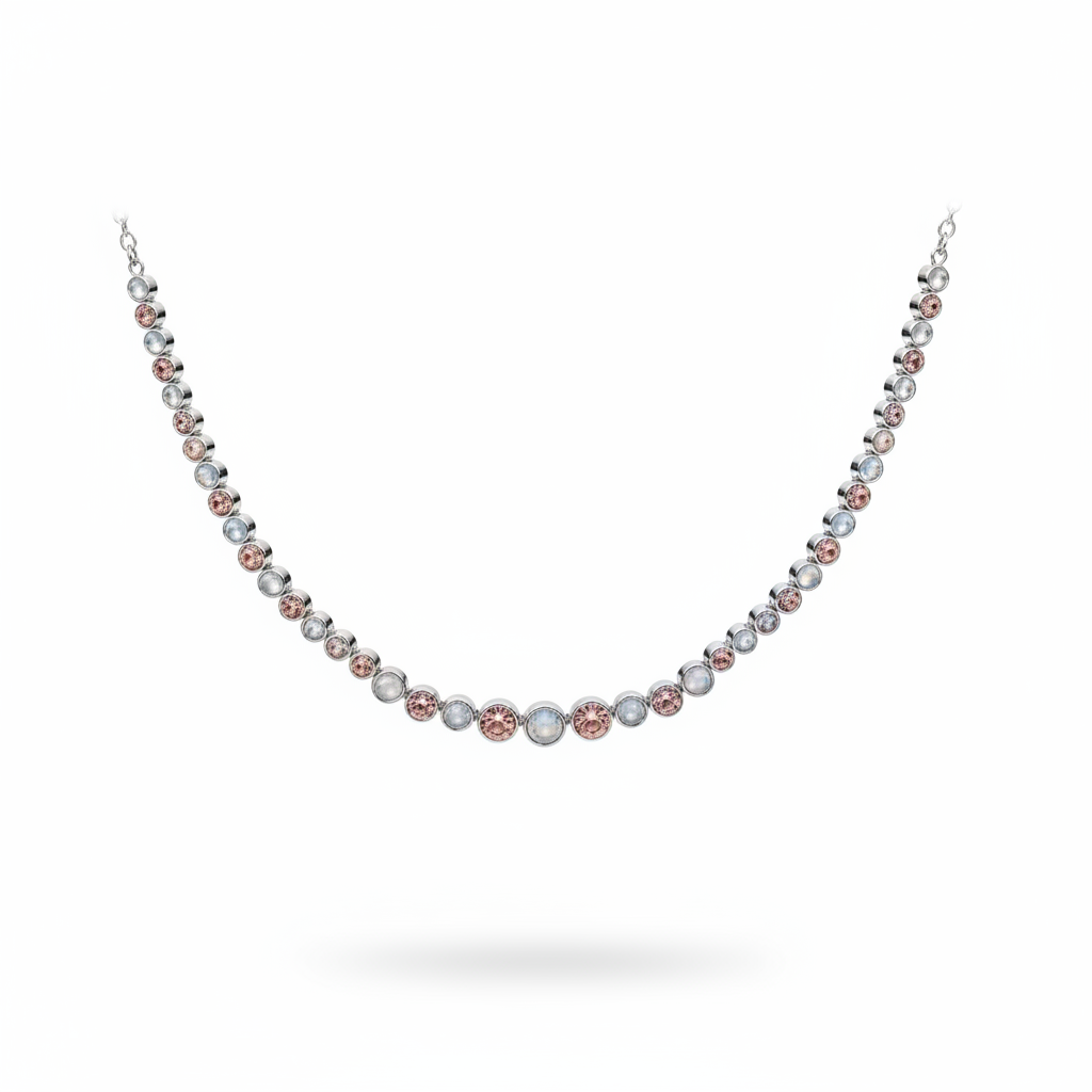 Collana floating su fondo bianco — vista frontale