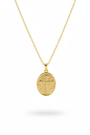 Collana medaglione oro - fondo bianco