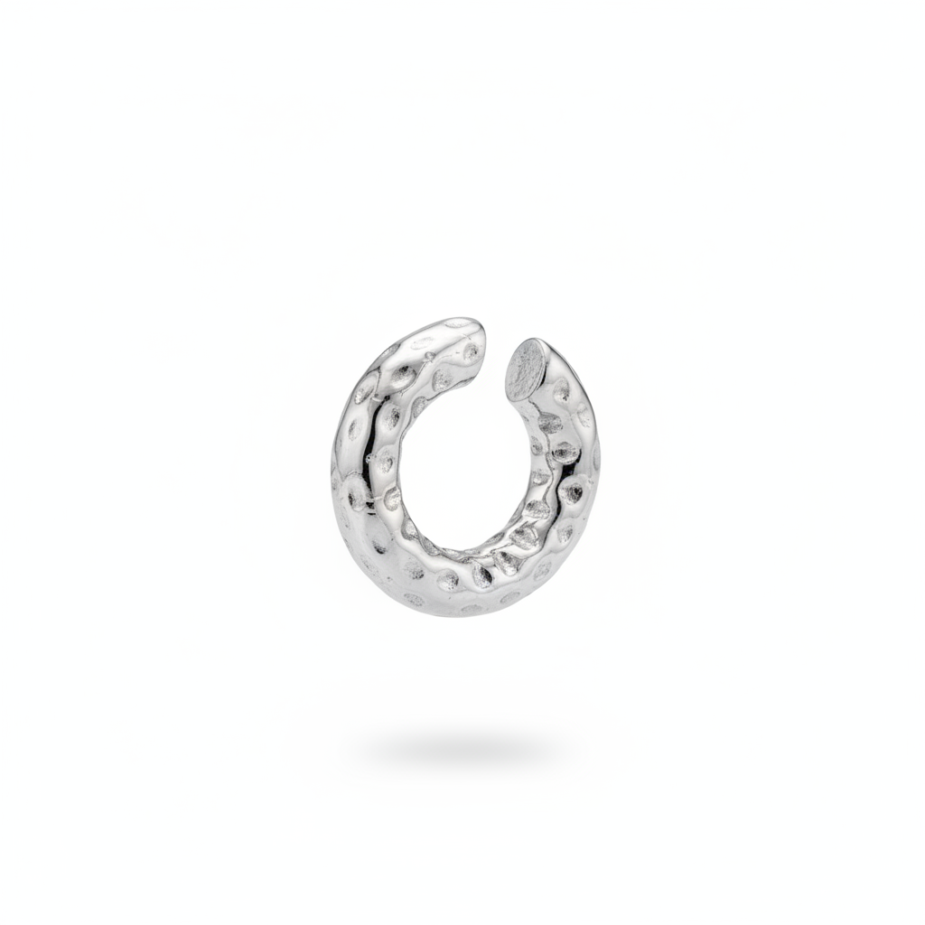 Cuff Silver - Three Quarter View