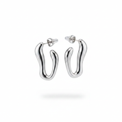 Orecchini argento fluttuanti – sfondo bianco