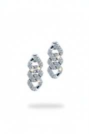 Orecchini chain pavé argento — fondo bianco