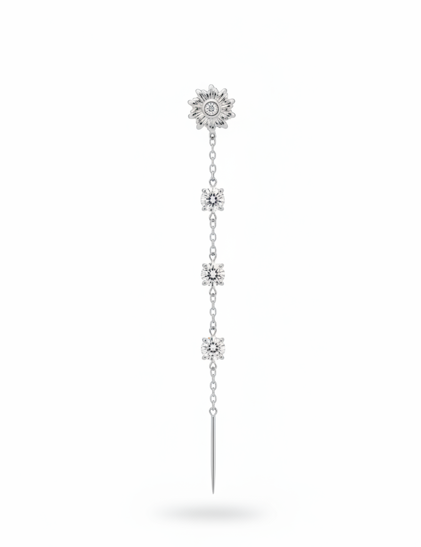 Orecchino argento fiorellino + 3 diamanti