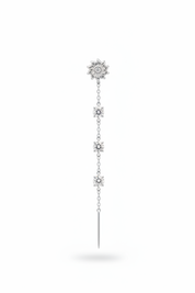 Orecchino argento fiorellino + 3 diamanti