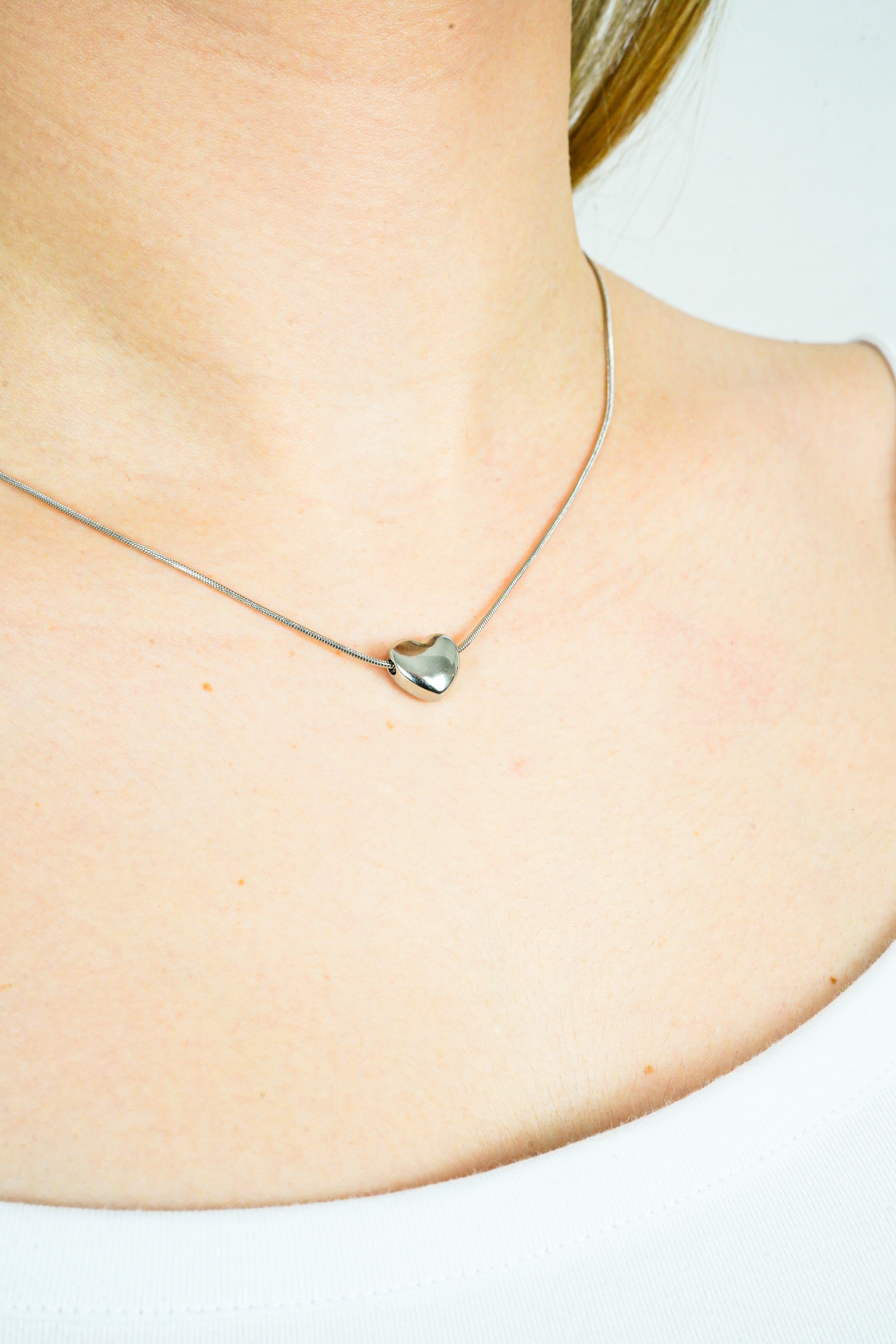 Collier Lovvy